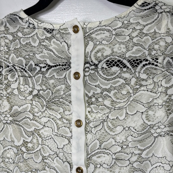 Cream Short Sleeve Lace Blouse with Embellished Design - Picture 6 of 9